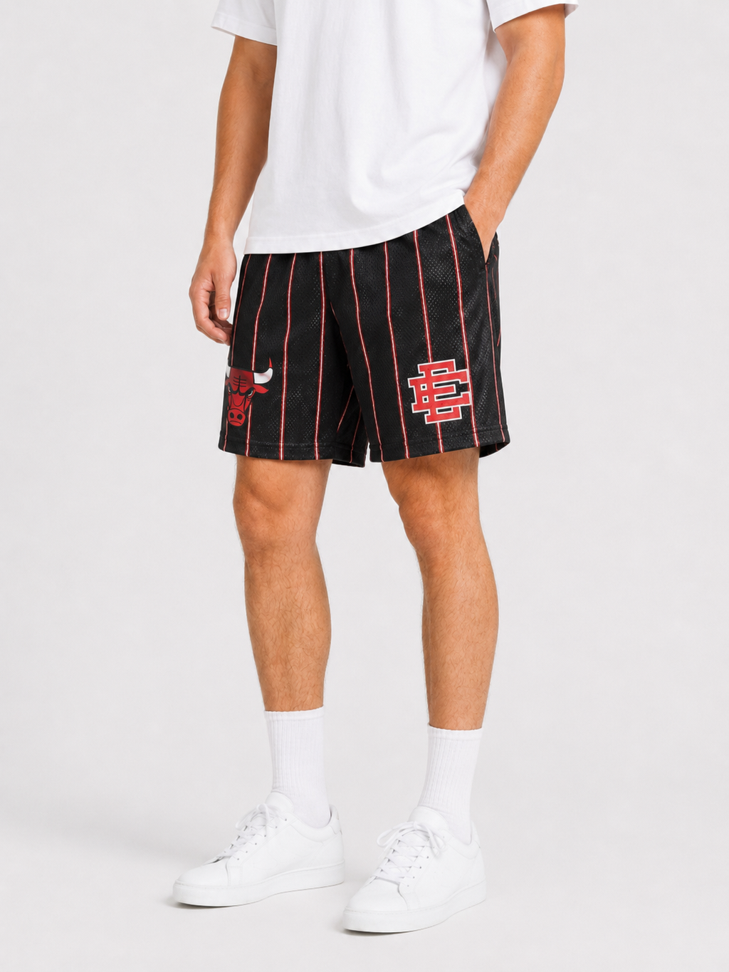 EE Mesh Short - Black Bulls Pinstripe (E06) - product photo