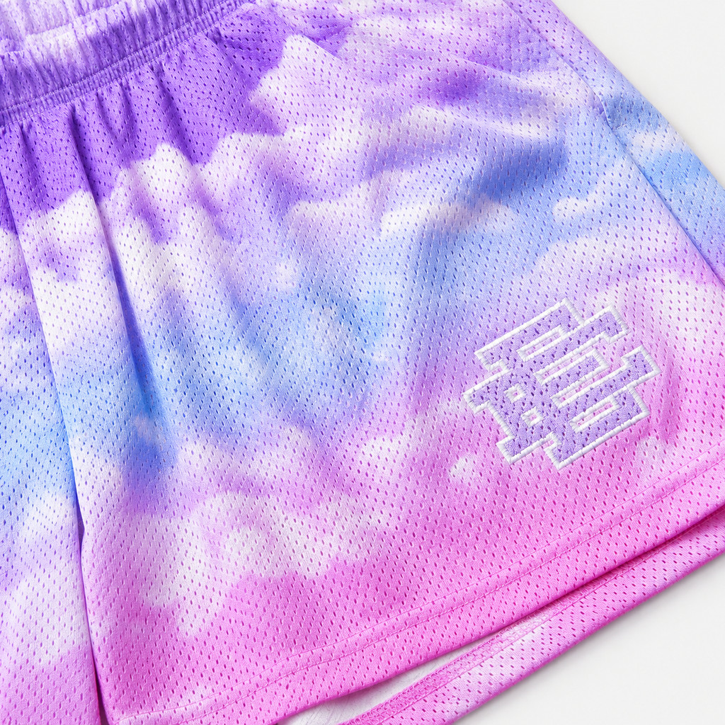 EE Mesh Short - Pastel Cloud Wash (E46) - lifestyle view