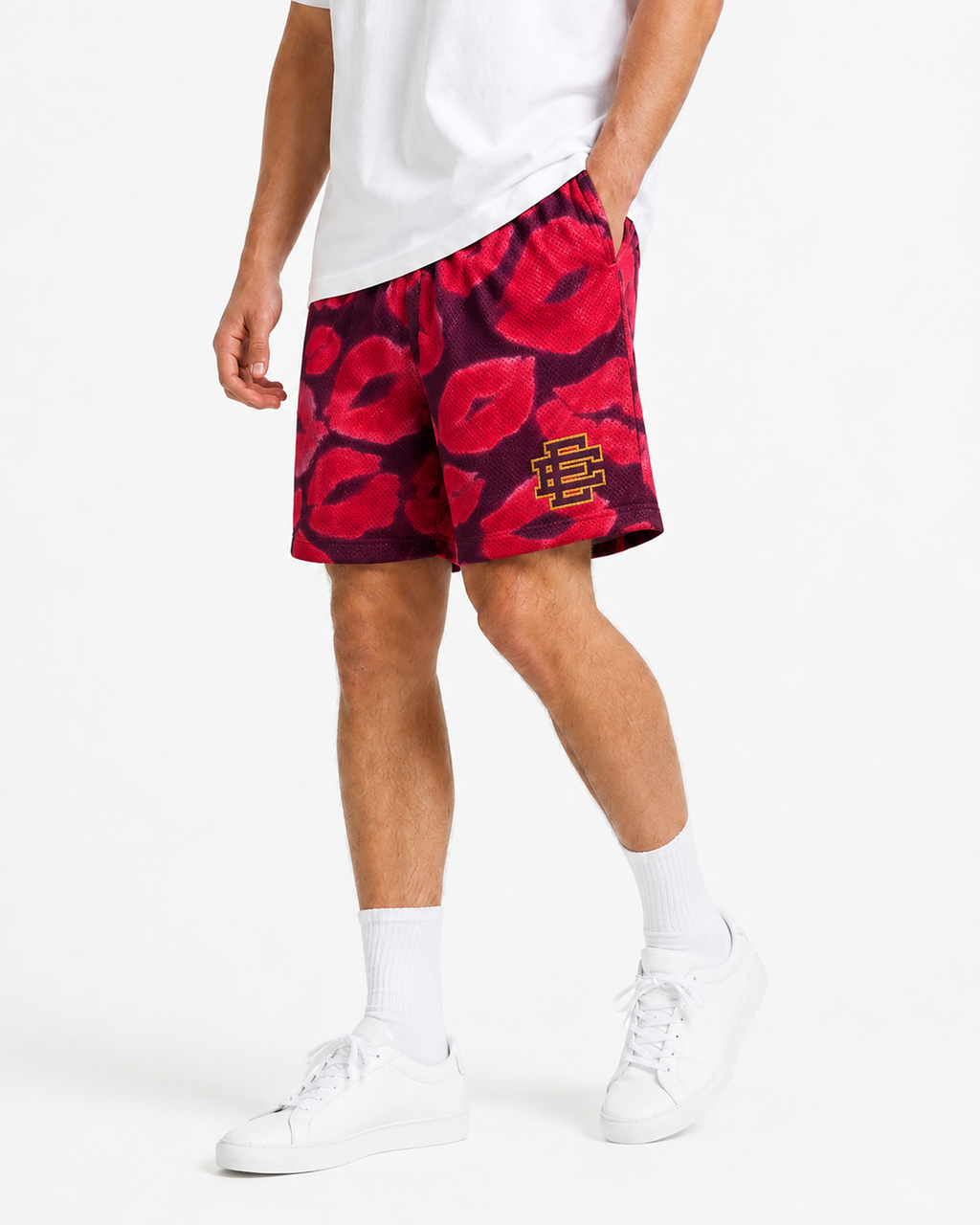 EE Mesh Short - Crimson Poppy (E32) - product photo