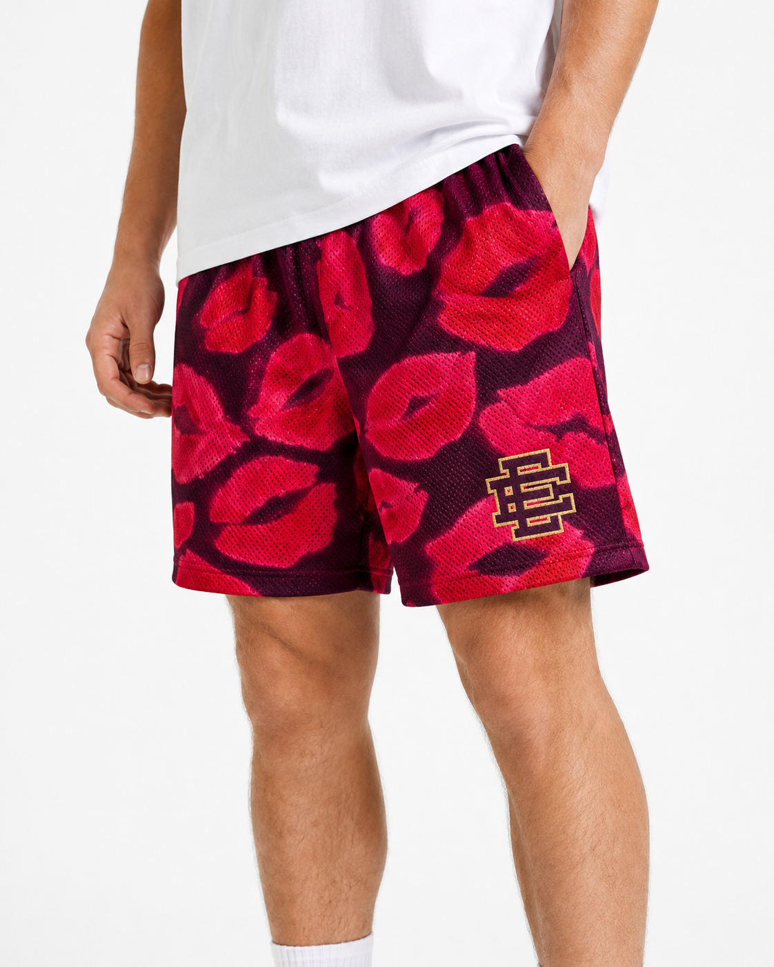 EE Mesh Short - Crimson Poppy (E32) - product photo